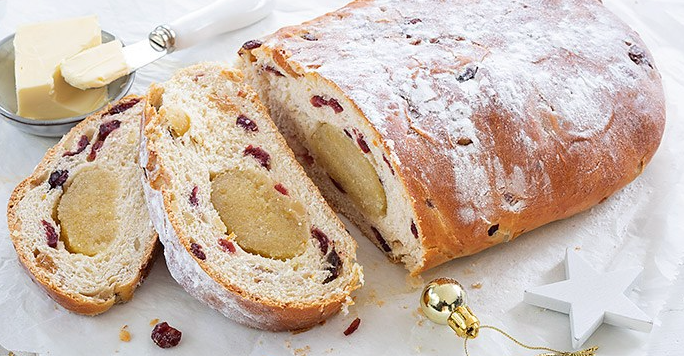 Kerstbrood: A Dutch Christmas Tradition