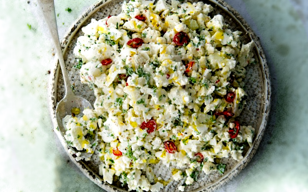 Bloemkoolsalade Met Kip (Cauliflower Salad with Chicken)
