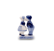 Delft Blue - Kissing Couple Statue - Small